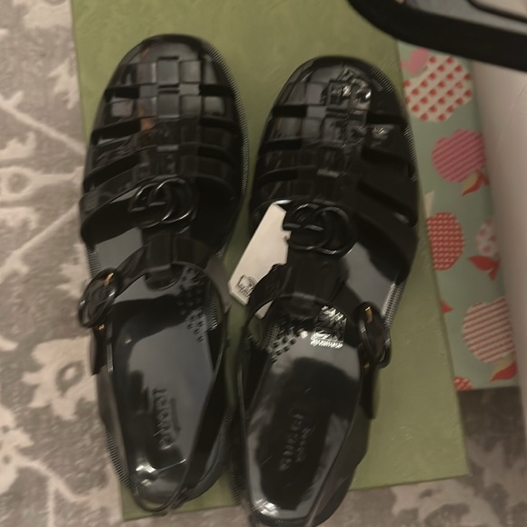 COPY - GUCCI Unisex Black GG Marmont Jelly Sandals Size 8 Men’s - Picture 2 of 3